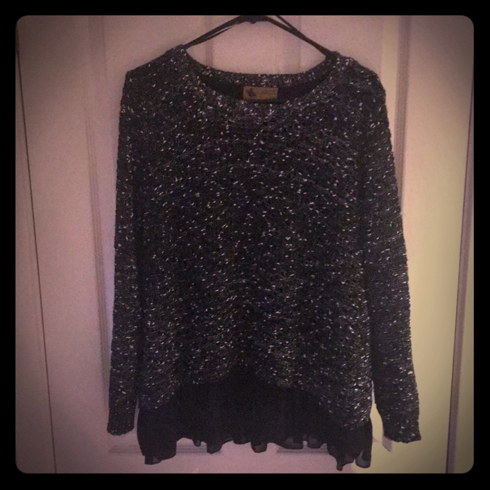 Katsumi Sweater ✨LF Stores 💫 🎁✨✨
